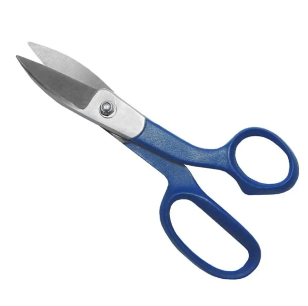 short-bladed